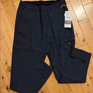 NWT Men’s Vuori Fleet Sport Jogger, Navy, Small